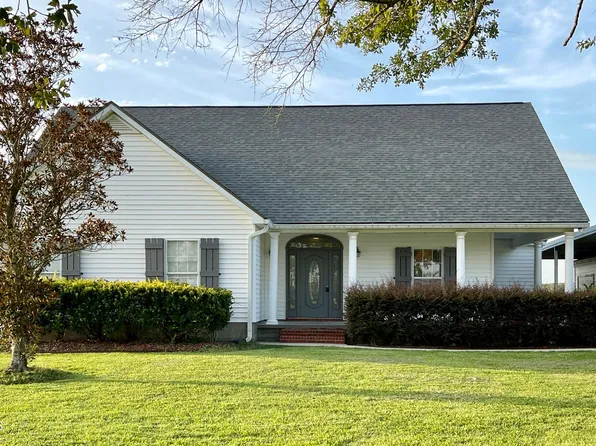 1086 Camille Dr, Saint Martinville, LA 70582