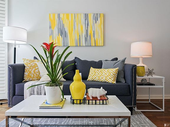 5th image of 555 4th St Unit 628