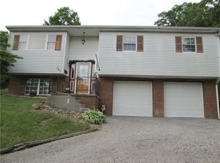 707 Lenox Ave, Beaver Falls, PA 15010