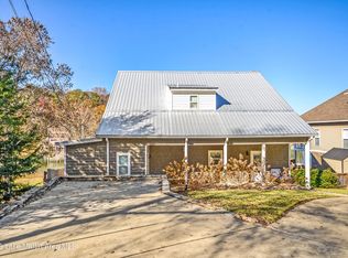 660 Cove Dr, Eclectic, AL 36024