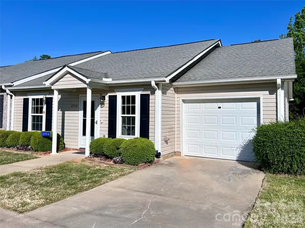 2956 Trimble Cir NW, Concord, NC 28027