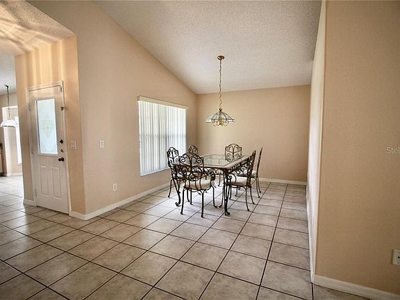 5th image of 2607 Summer Creek Dr