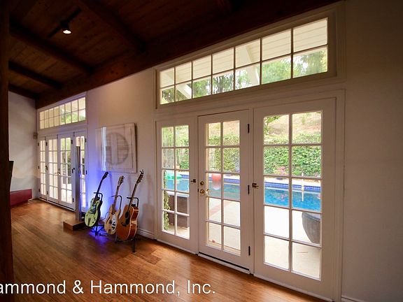 4th image of 4567 Tara Dr