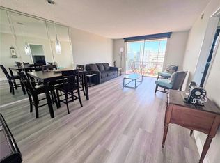 2930 Point East Dr APT E510, North Miami Beach, FL 33160