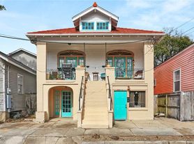 2853 Maurepas St, New Orleans, LA