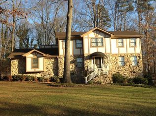 6536 Harbor View Dr, Hixson, TN 37343