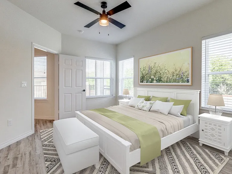 Residence at Gateway Village — Photo 17