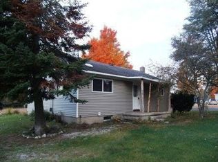 408 Chestnut St, Grayling, MI 49738