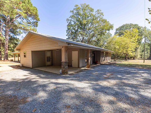 2nd image of 713 Jinks Rd