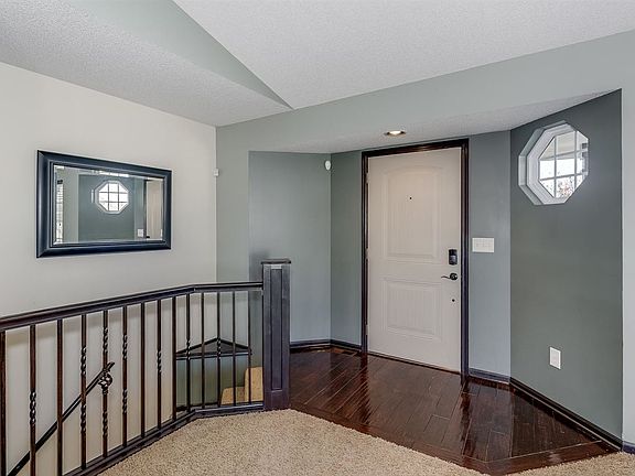 3rd image of 2426 N Woodridge Cir