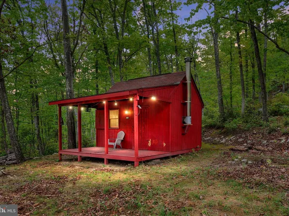 551 Sawlog Rd, Gore, VA 22637