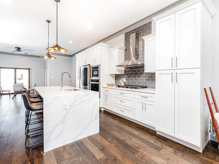 4319 Hunt Ave — Photo 10