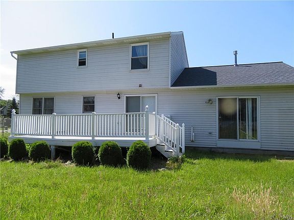 4th image of 6363 Jane Ln