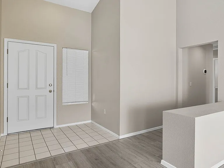 2501 Showcase Dr — Photo 38