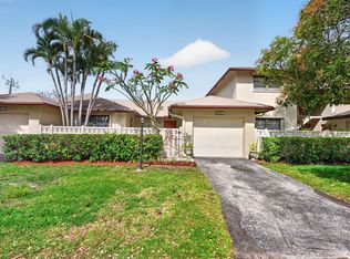 3951 NE 17th Ave APT 703, Pompano Beach, FL 33064