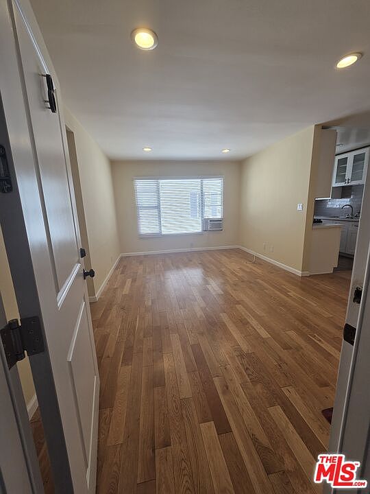 1st image of 5950 Carlton Way APT 8