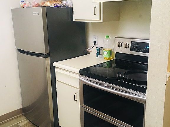 5th image of 3009 Madison Ave APT 102I