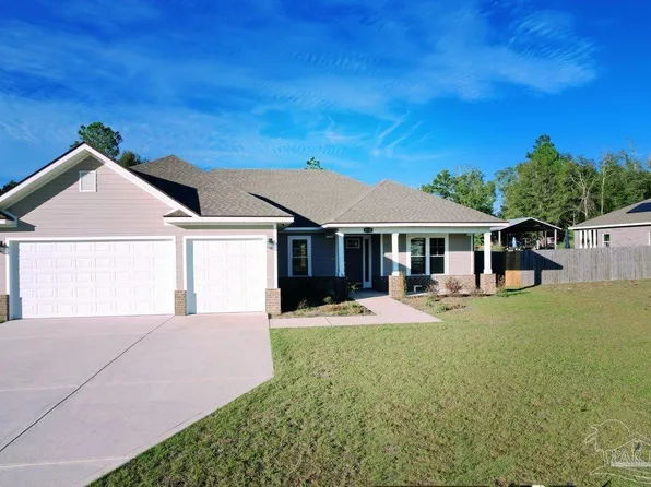 4752 Red Oak Dr, Milton, FL 32583