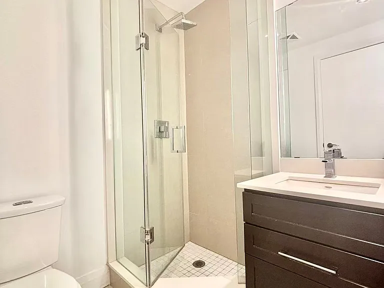 21 Clairtrell Rd #213 — Photo 7