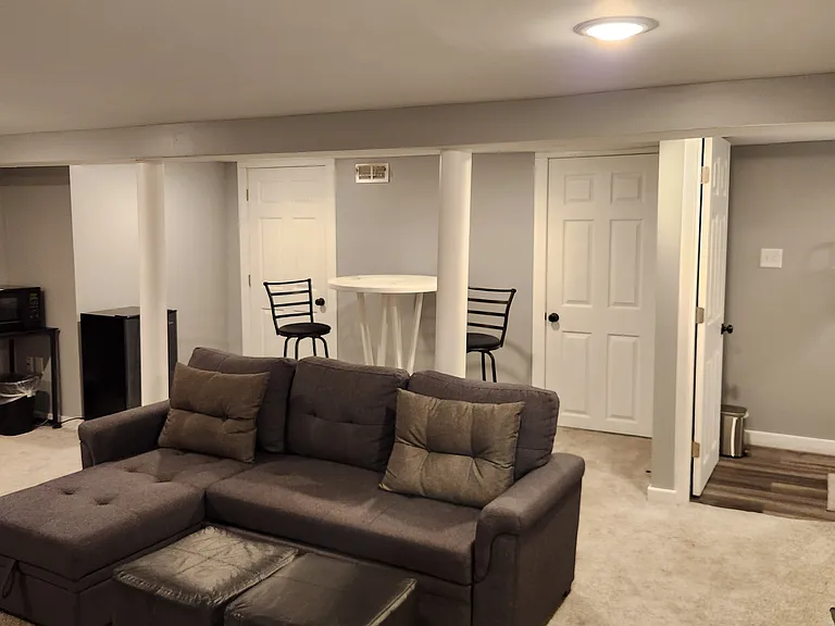 4411 Redmont Ave — Photo 16