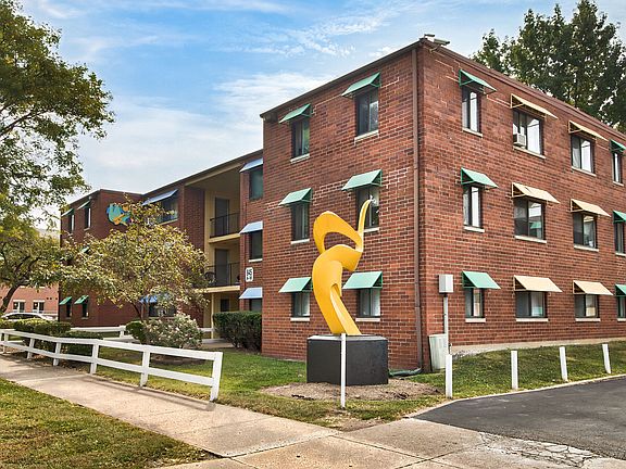 4th image of 839 Ezzard Charles Dr APT M
