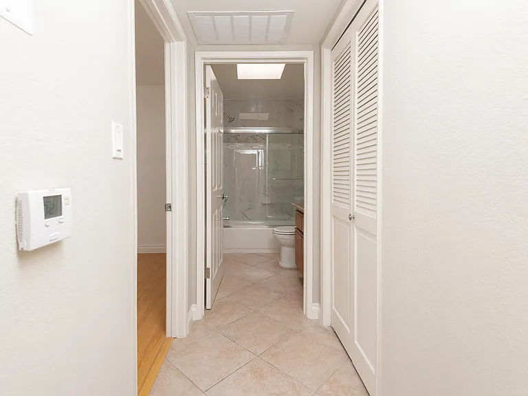 12611 Pacific Ave #1033 — Photo 7