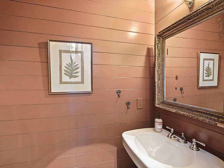 1401 Middle St — Photo 35