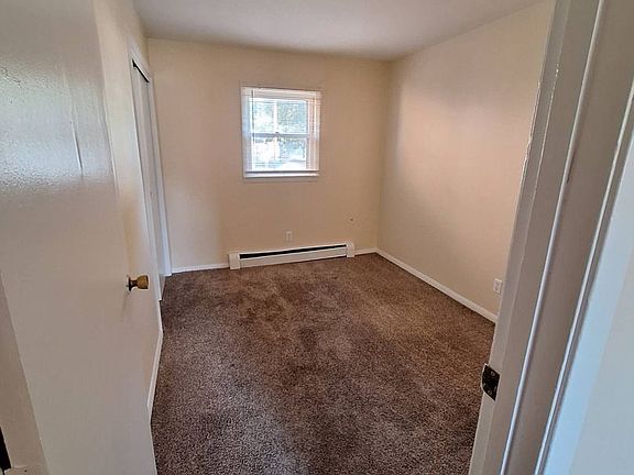 4th image of 355 North Dr #11