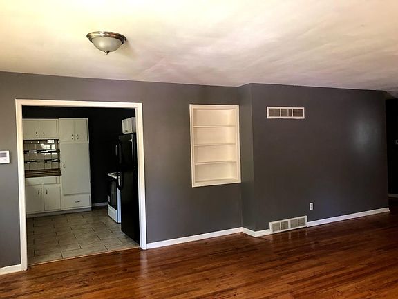 4th image of 9501 E Kentucky Ave
