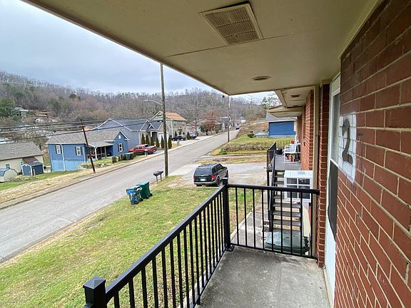 4th image of 918 Hamilton Ave #2