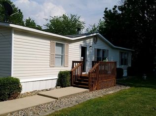 426 Red Bird St, Troy, IL 62294