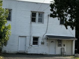 18-20 Searing St #2, Dover, NJ 07801