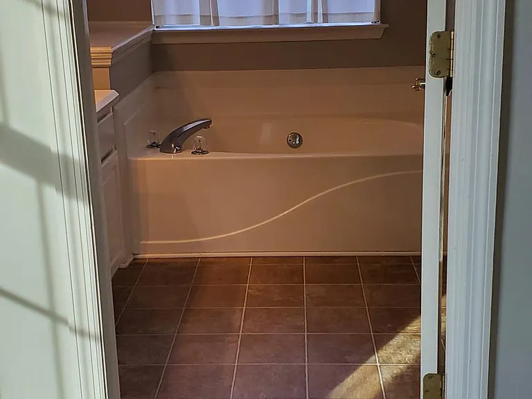 1207 Kelly Ct — Photo 27