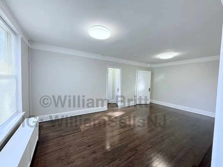36 State St #2G — Photo 9