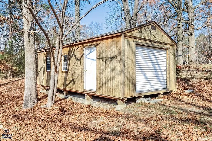 865 Westwood Rd — Photo 19
