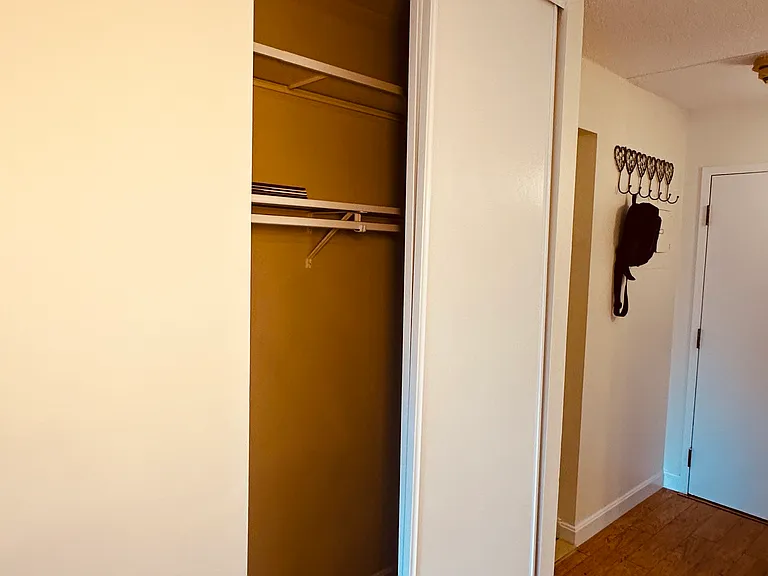 1550 Worcester Rd #526 — Photo 42