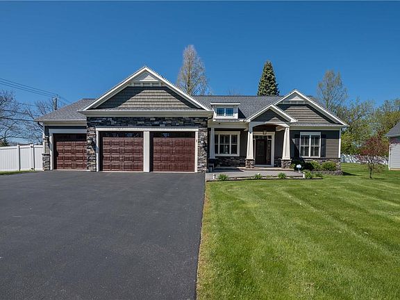 5th image of 1 Montgomery Glen Dr
