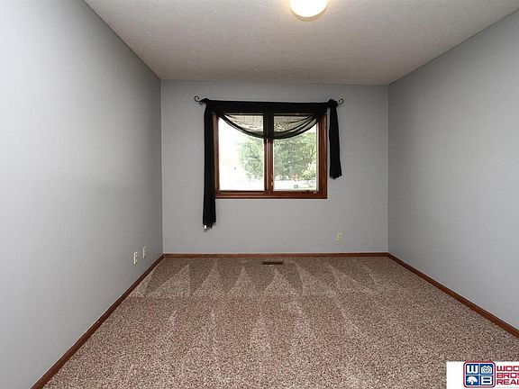 5th image of 7625 Cooper Ave