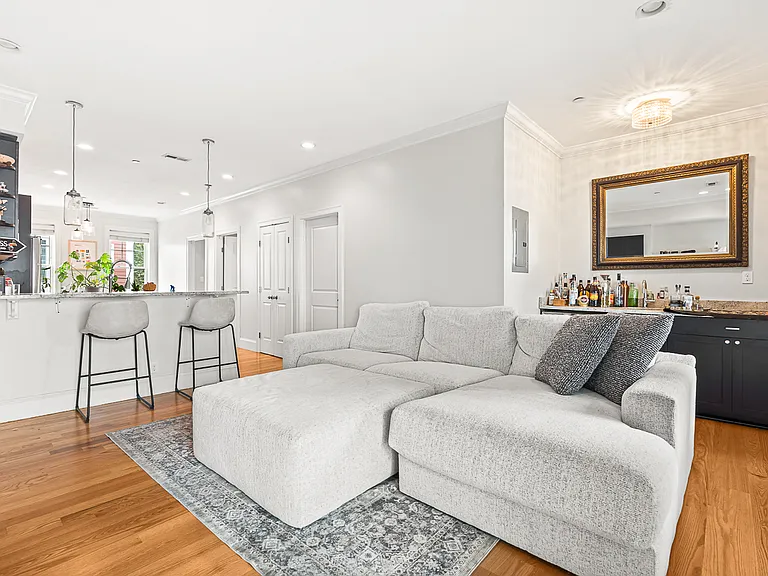 180 Gold St #3 — Photo 7