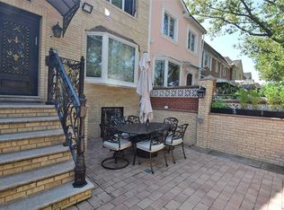 108-42 64th Rd, Forest Hills, NY 11375