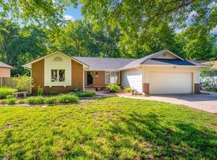 1333 E Longhorn Dr, Derby, KS 67037