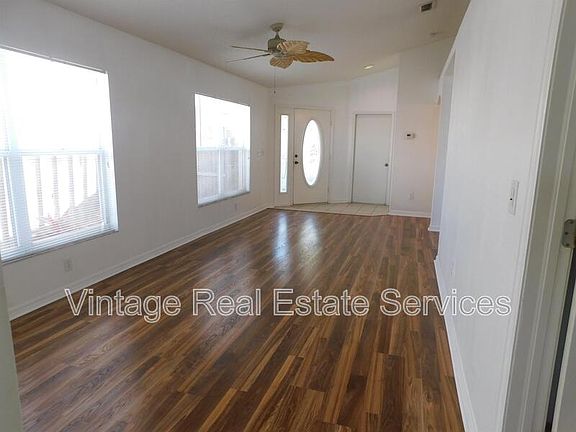 4th image of 6047 White Sails Dr