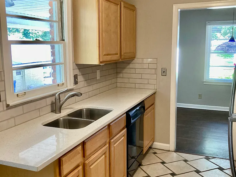 1490 N Druid Hills Rd NE — Photo 8