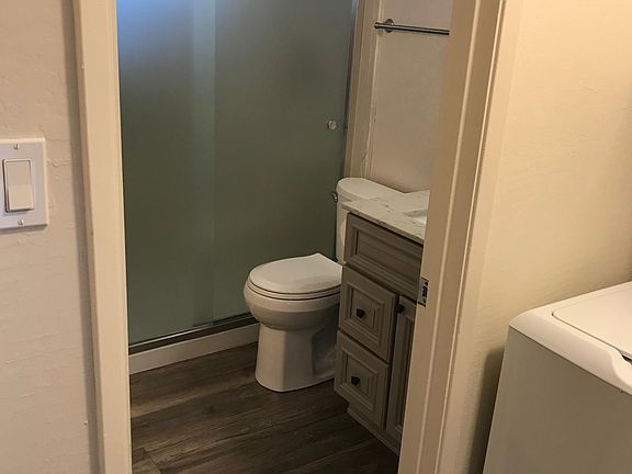 2nd image of 166 1st St #2