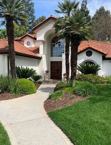 841 E Country View Cir, Fresno, CA, 93730