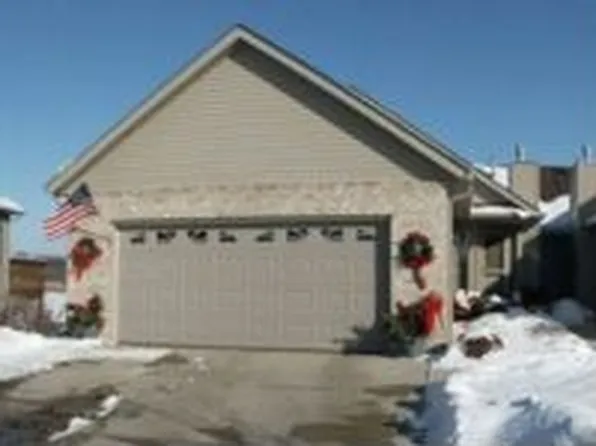 1125 Essex Pkwy NW, Rochester, MN 55901