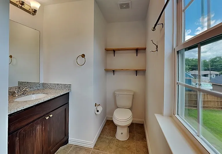 3321 Rutz St — Photo 12
