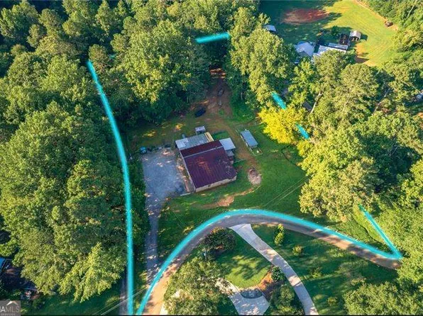 365 Russell King Ln, Canton, GA 30115