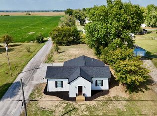 309 W Main St, Ewing, IL 62836