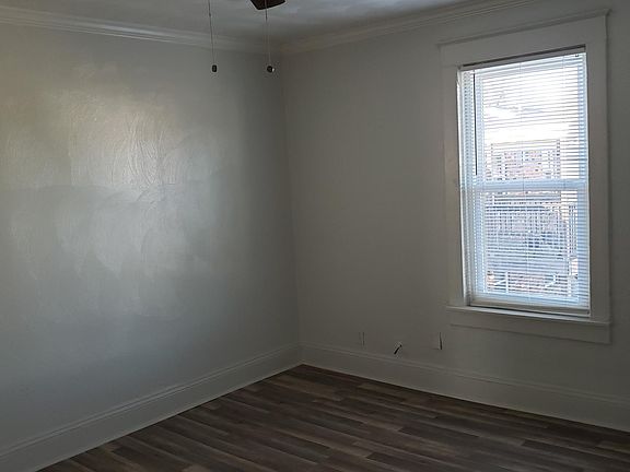 4th image of 2113 Lafayette Blvd #2